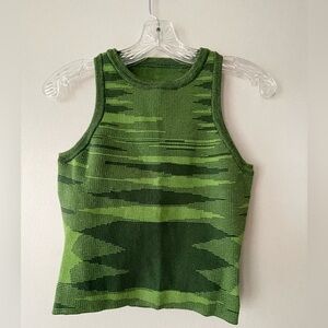 🎈🎈🎈Green Cropped Sleeveless Sweater Size S